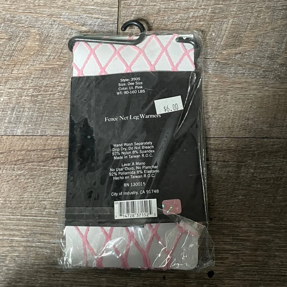 NWT Leg Avenue Pastel Fence Net Leg Warmers